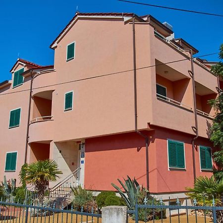 Hotel Pansion Hrga Vodice Esterno foto