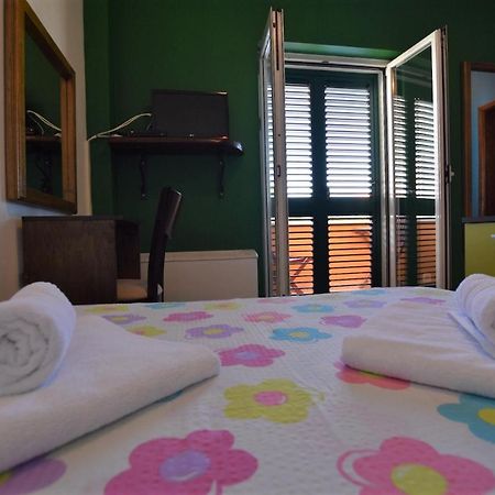 Hotel Pansion Hrga Vodice Esterno foto