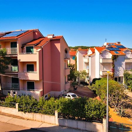 Hotel Pansion Hrga Vodice Esterno foto