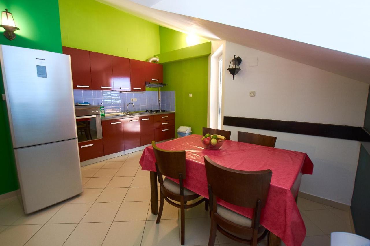 Hotel Pansion Hrga Vodice Esterno foto