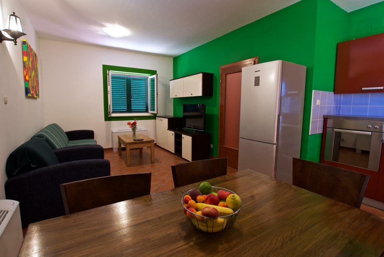Hotel Pansion Hrga Vodice Esterno foto