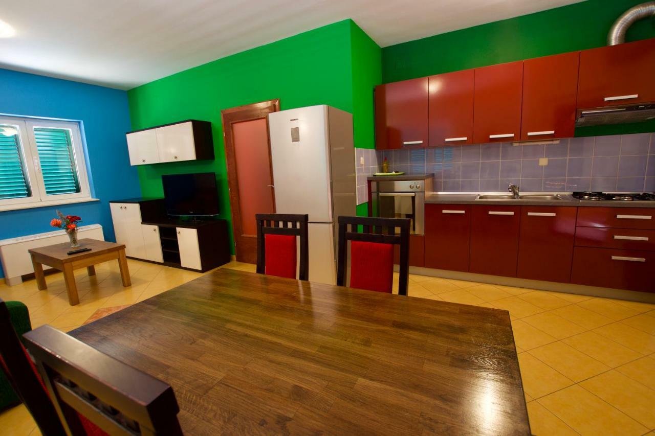 Hotel Pansion Hrga Vodice Esterno foto