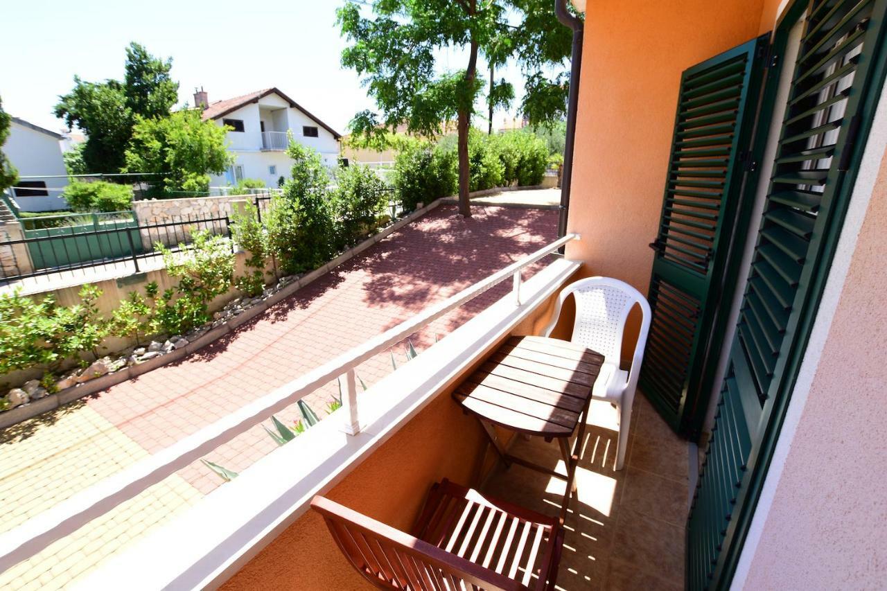 Hotel Pansion Hrga Vodice Esterno foto