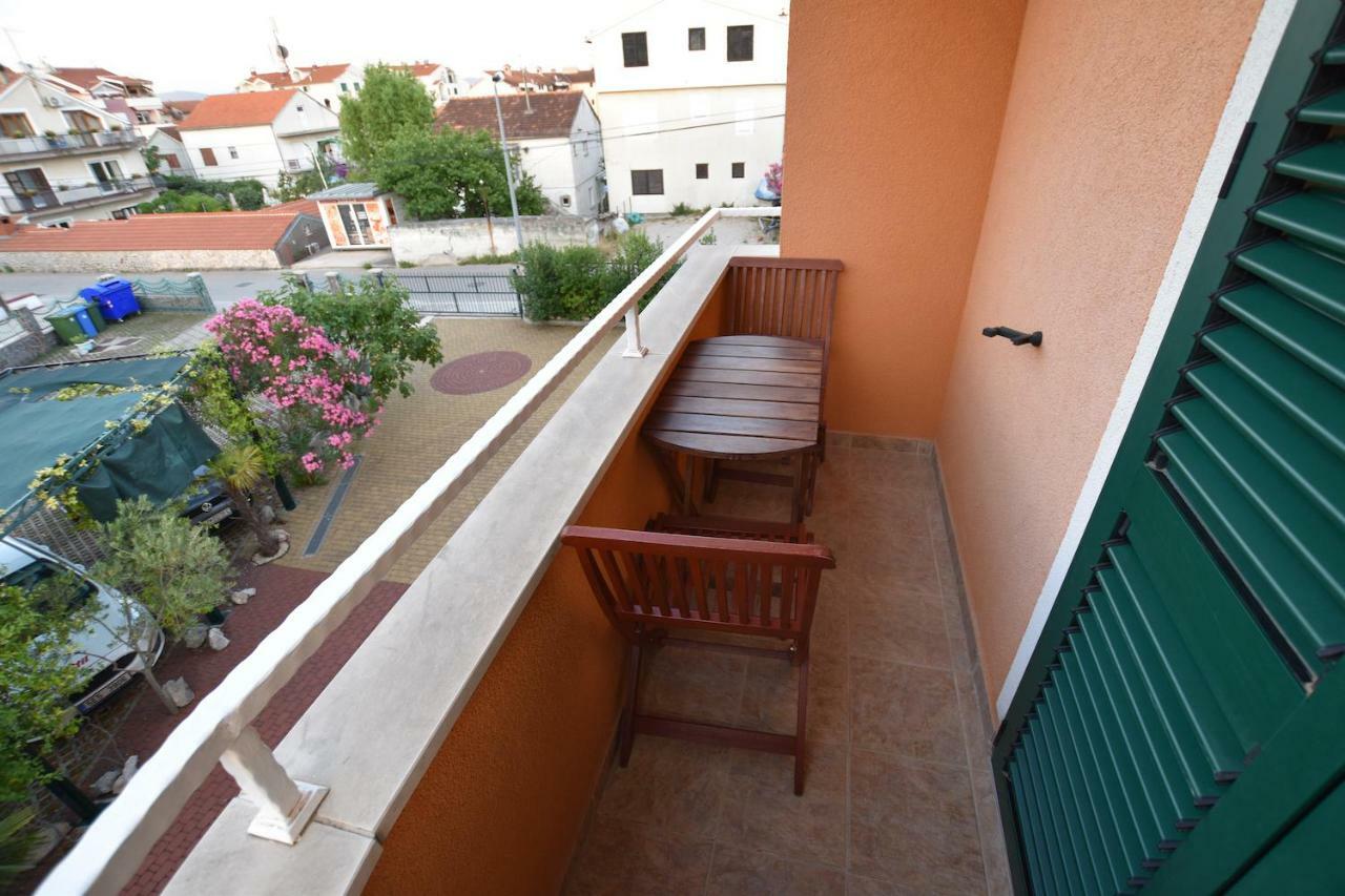 Hotel Pansion Hrga Vodice Esterno foto